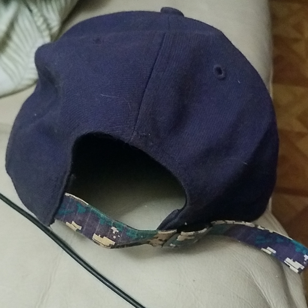 Hornets cap - Picture 2 of 3